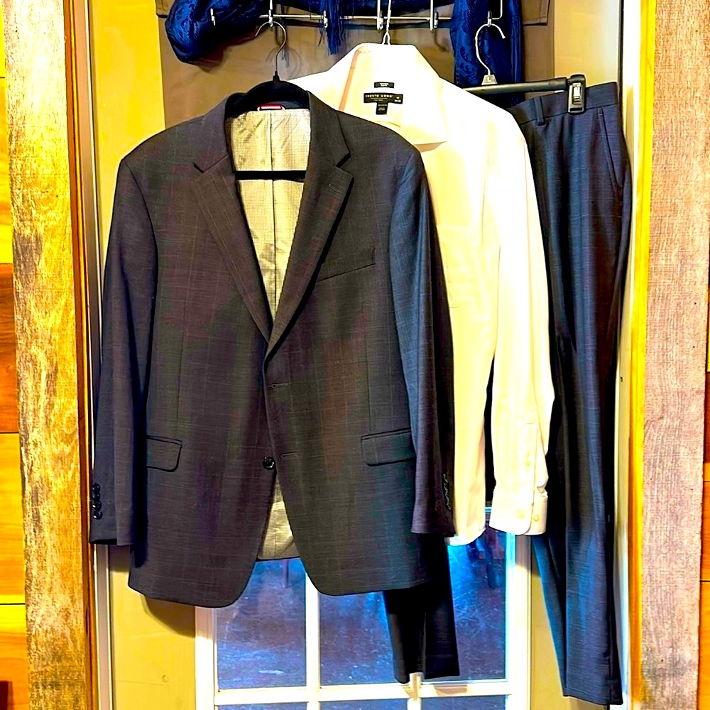 Men’s Tommy Hilfiger Suit, Pronto Uomo Shirt